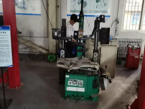 青春奉獻展風采，志愿服務踐初心——車輛工程學院開展建黨百年百場志愿服務之校園清掃活動